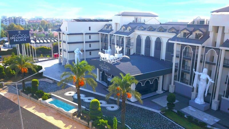 Dream World Palace